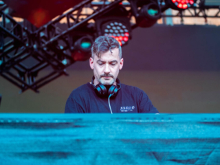 1_MOVEMENT 2023_BONOBO_AMI NICOLE ACRONYM