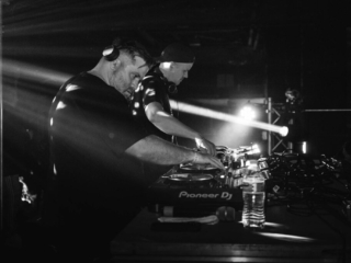 WALKER & ROYCE_AMI NICOLE ACRONYM_3