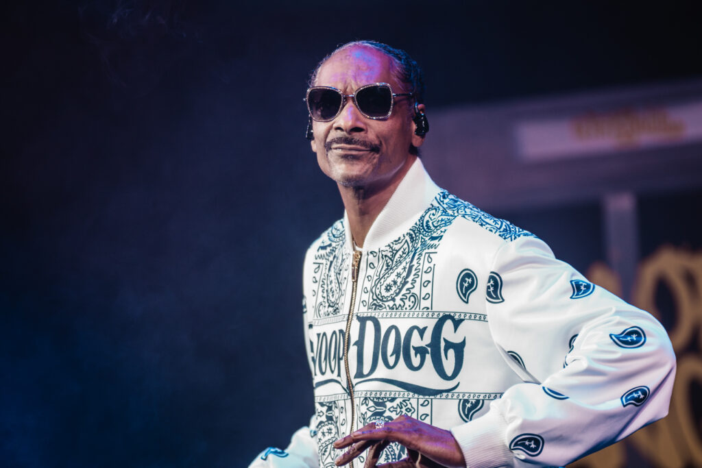 11_SNOOP DOGG 2023_AMI NICOLE ACRONYM