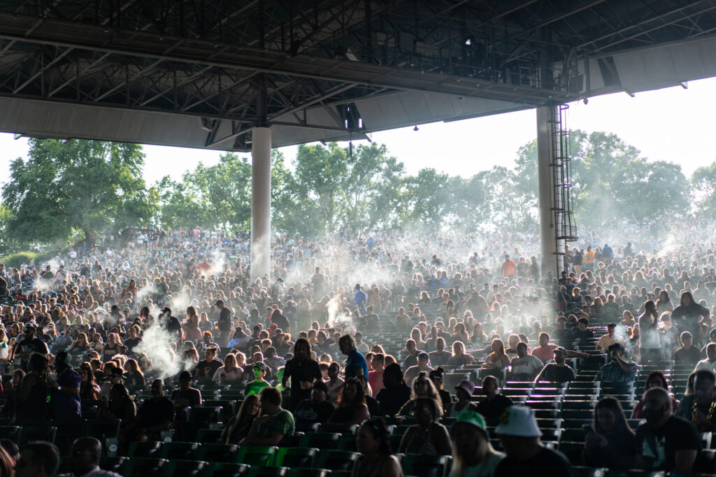 4_HIGH SCHOOL REUNION TOUR_AMI NICOLE ACRONYM