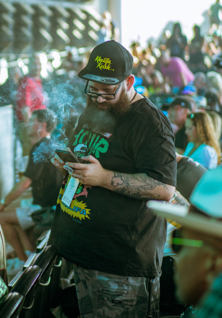 5_HIGH SCHOOL REUNION TOUR_AMI NICOLE ACRONYM