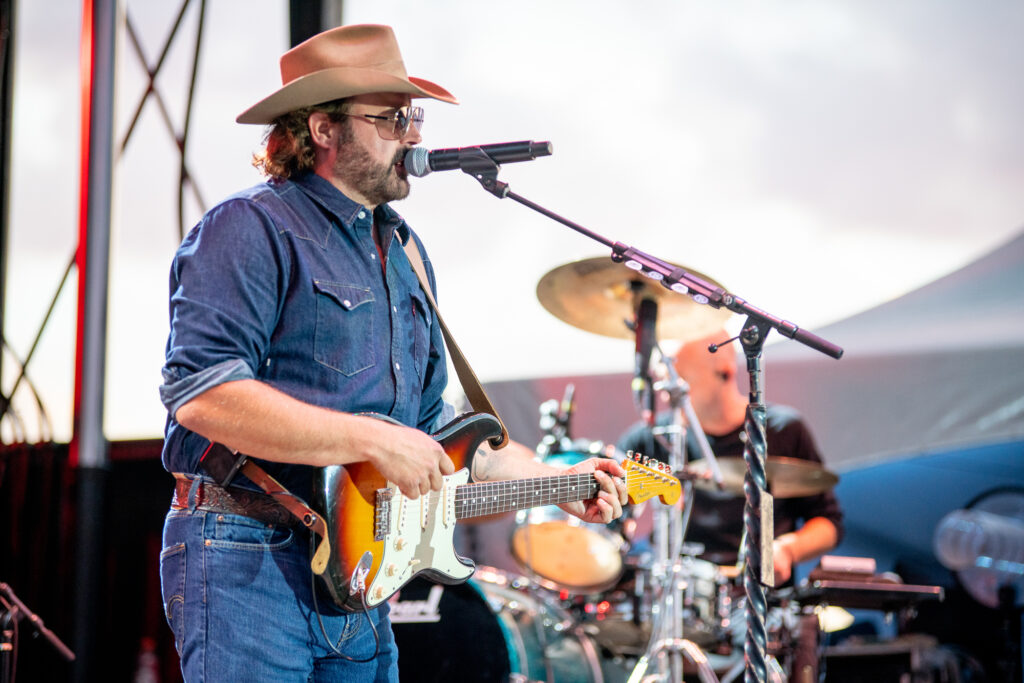 6_RANDY HOUSER_AMI NICOLE ACRONYM