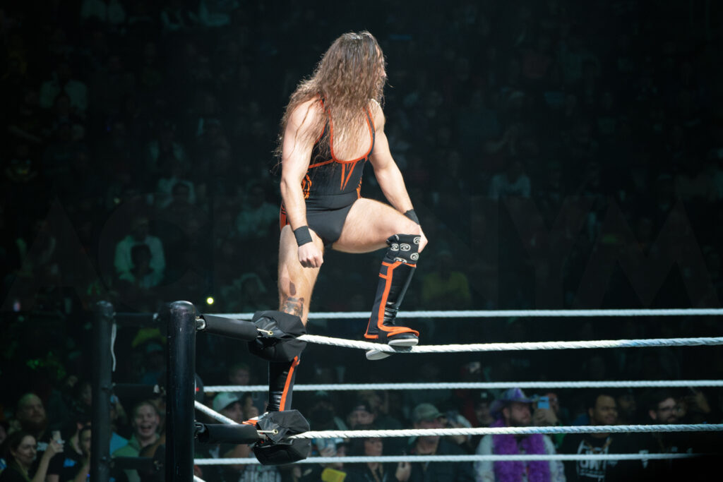 13_WWE_BUTCH OF THE BRAWLING BRUTES_WWE HOLIDAY TOUR 2023_AMI NICOLE ACRONYM