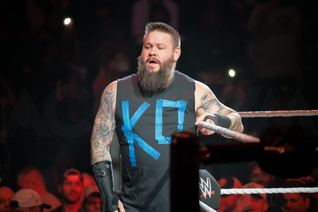 1_WWE_KEVIN OWENS_WWE HOLIDAY TOUR 2023_AMI NICOLE ACRONYM