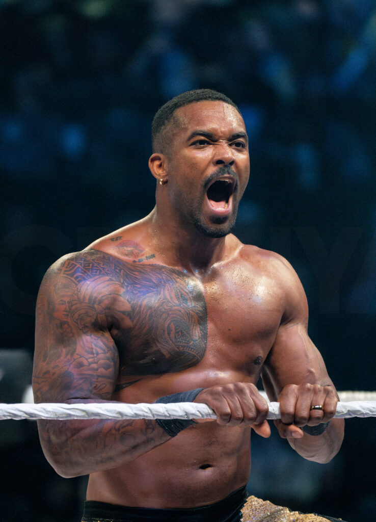 24_WWE_MONTEZ FORD THE STREET PROFITS _WWE HOLIDAY TOUR 2023_AMI NICOLE ACRONYM