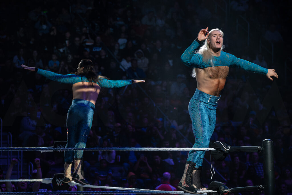 27_WWE_PRETTY DEADLY_WWE HOLIDAY TOUR 2023_AMI NICOLE ACRONYM