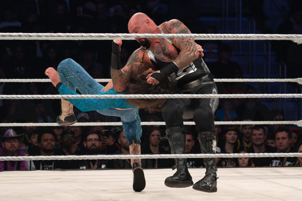38_WWE_PRETTY DEADLY, LUKE GALLOWS, THE OC_WWE HOLIDAY TOUR 2023_AMI NICOLE ACRONYM