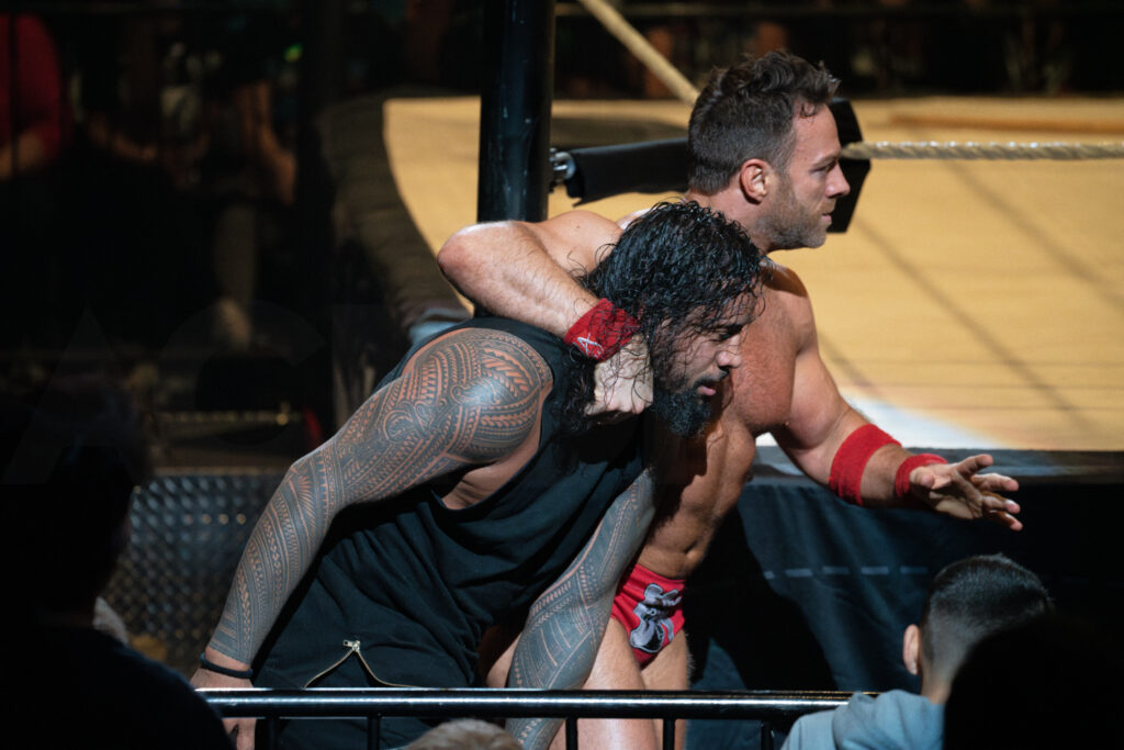 65_WWE_JIMMY USO AND LA KNIGHT_WWE HOLIDAY TOUR 2023_AMI NICOLE ACRONYM