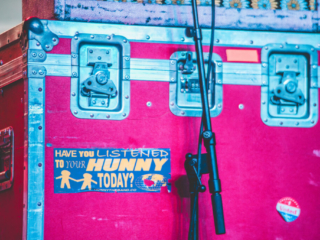 7_HUNNY_AMI NICOLE ACRONYM