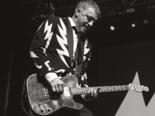 5_THE HIVES_AMI NICOLE ACRONYM