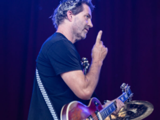 9_LAGWAGON_AMI NICOLE ACRONYM