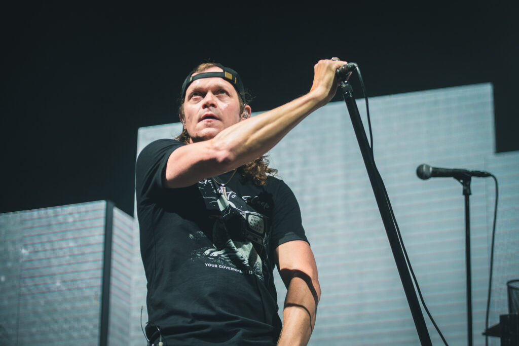 12_3 DOORS DOWN_AMI NICOLE ACRONYM