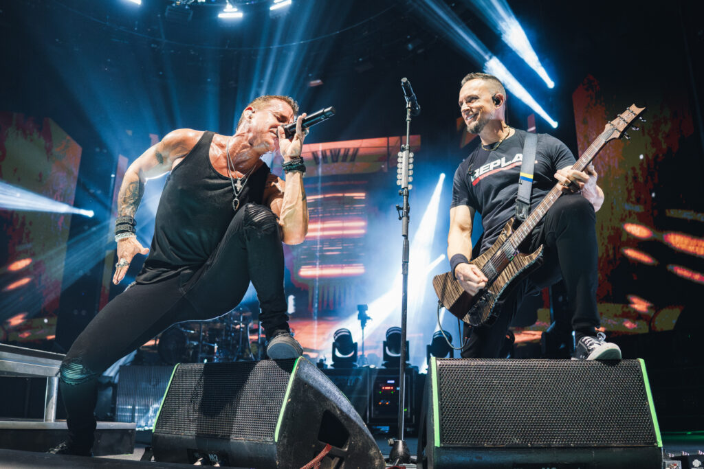 13_CREED_AMI NICOLE ACRONYM