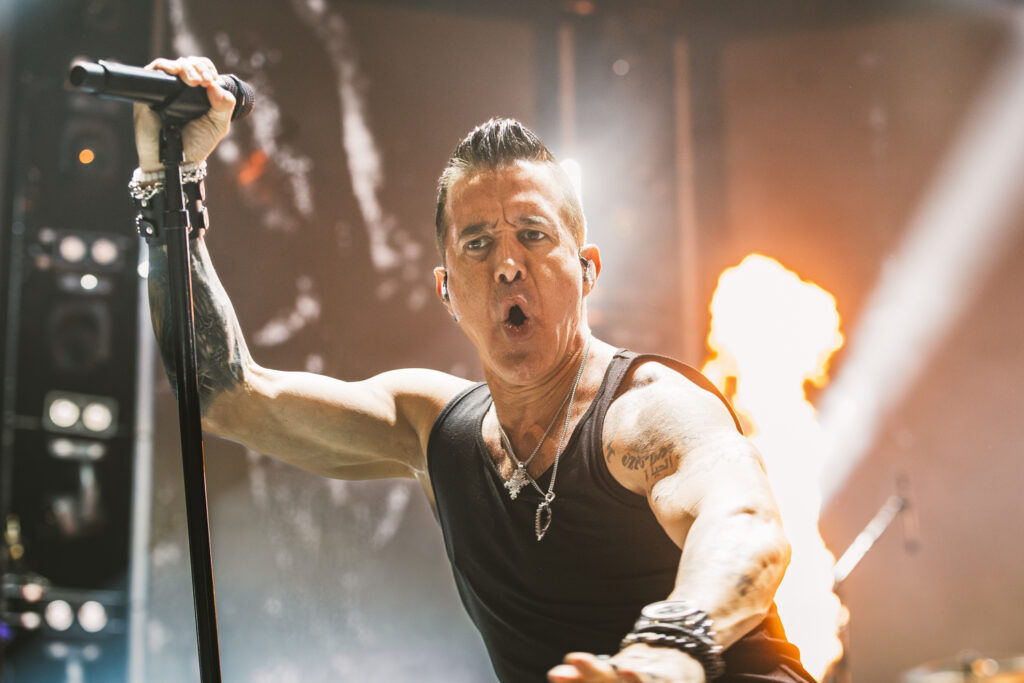 16_CREED_AMI NICOLE ACRONYM