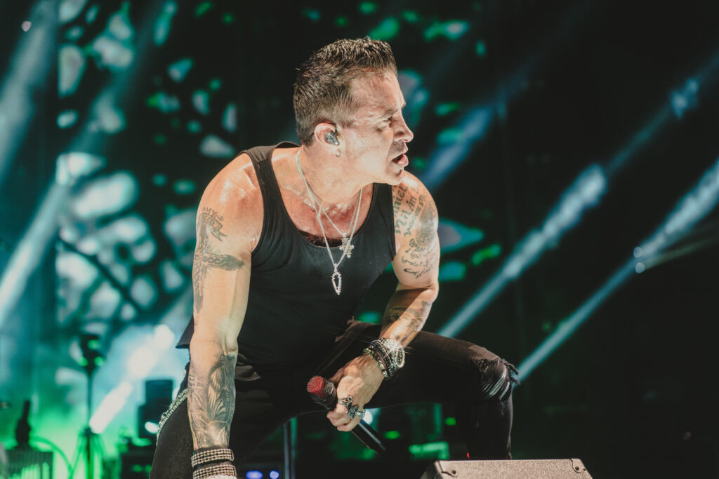 26_CREED_AMI NICOLE ACRONYM