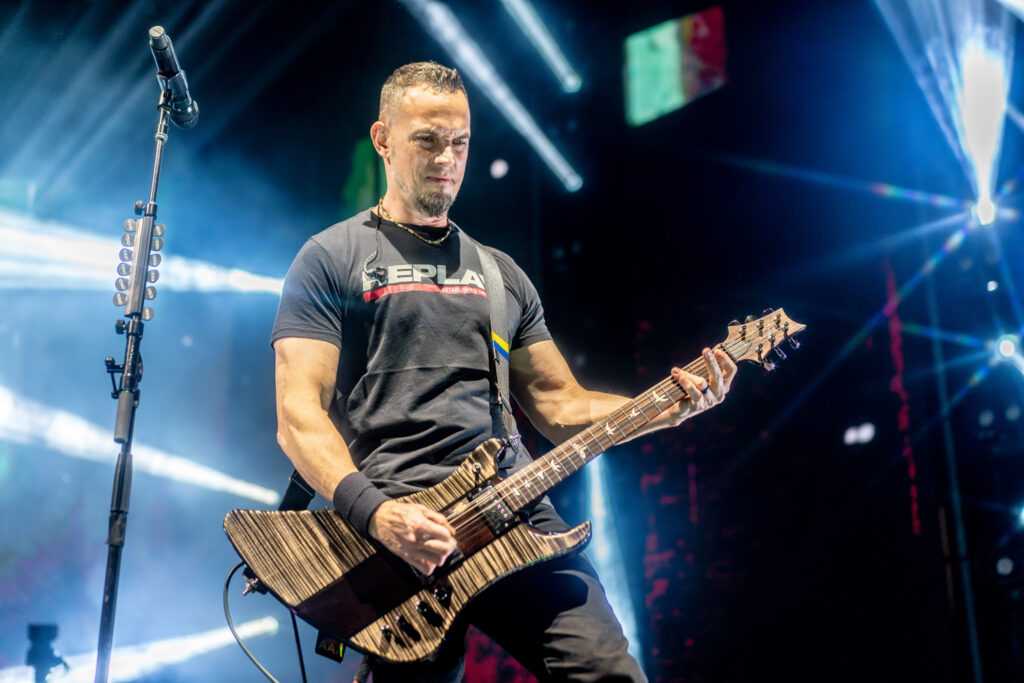 30_CREED_AMI NICOLE ACRONYM