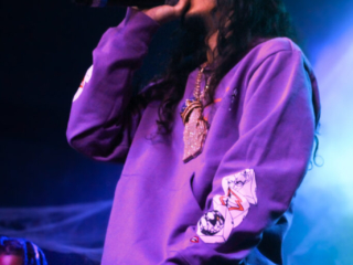 4_SHITTYBOYS_KAYLA COLE