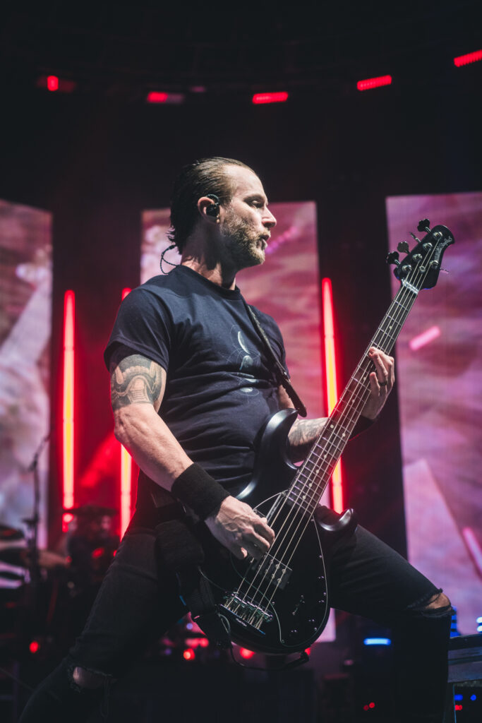 7_CREED_AMI NICOLE ACRONYM