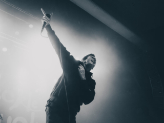 10_KNUCKLE PUCK_SAM NORK