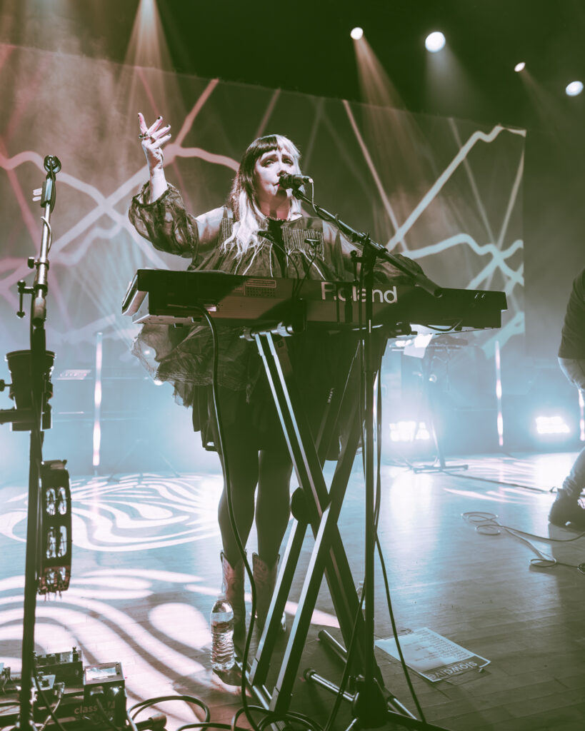 SLOWDIVE_Spencer Isberg_30