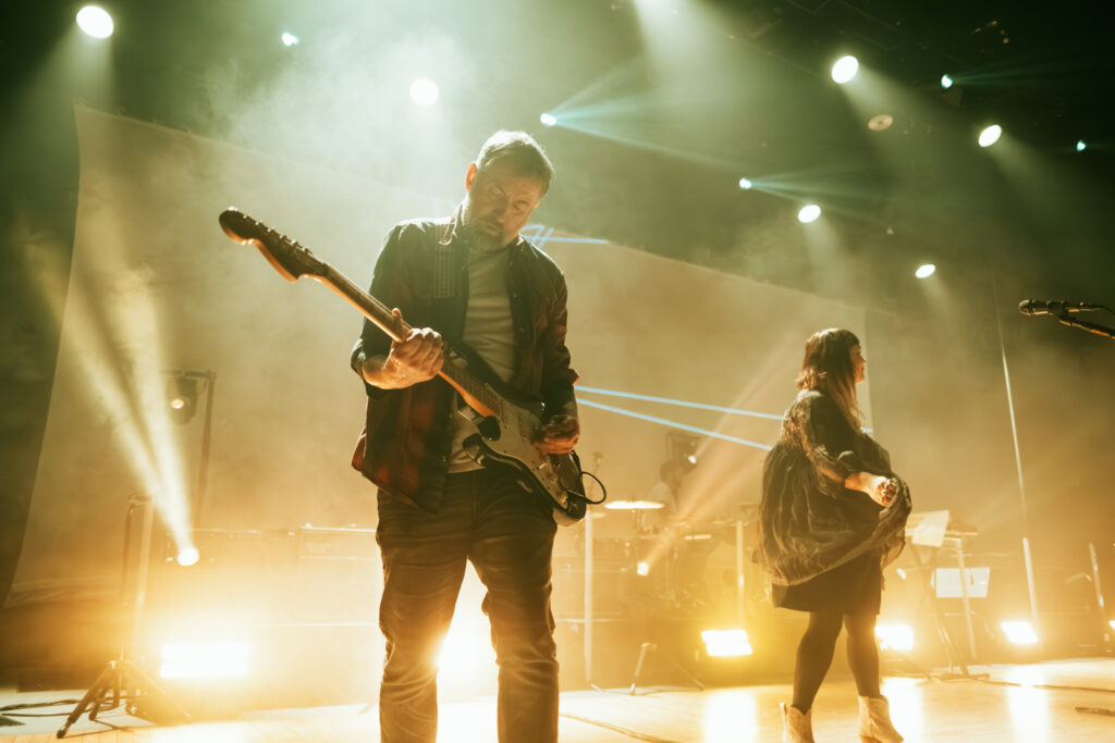 SLOWDIVE_Spencer Isberg_5