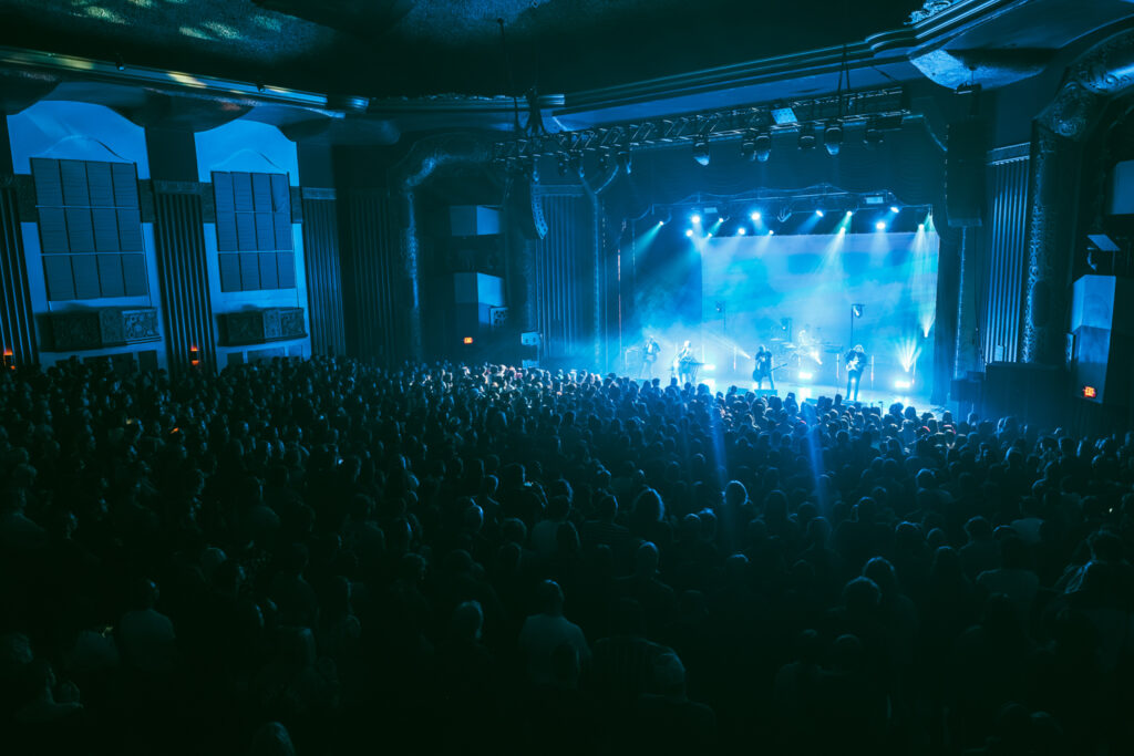 SLOWDIVE_Spencer Isberg_8