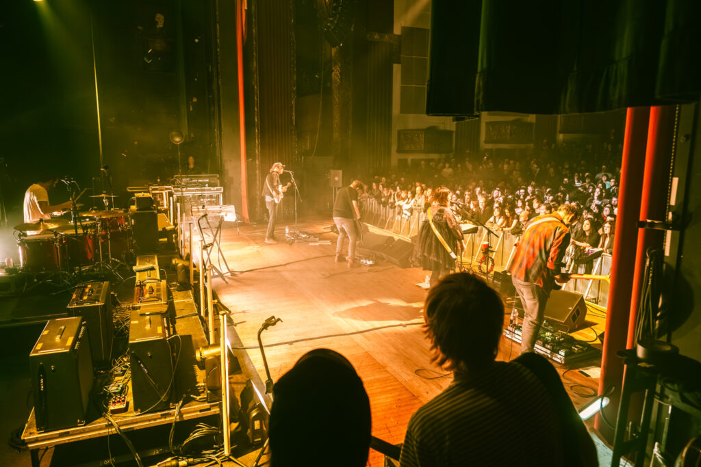 SLOWDIVE_Spencer Isberg_9