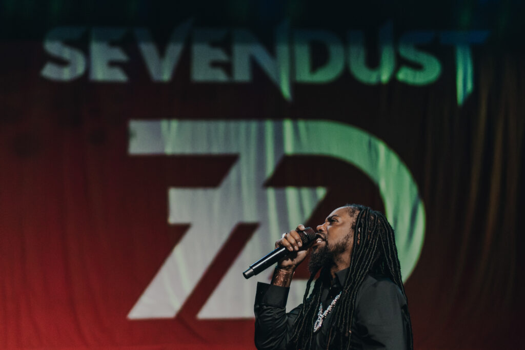 SEVENDUST_AMI NICOLE ACRONYM_1