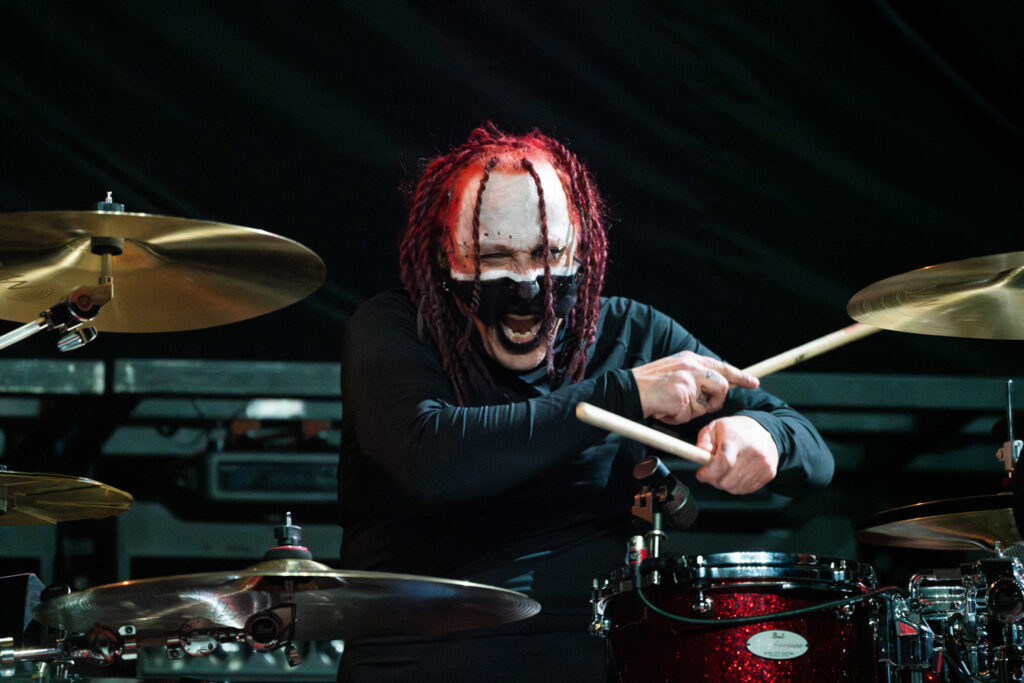 SEVENDUST_AMI NICOLE ACRONYM_15