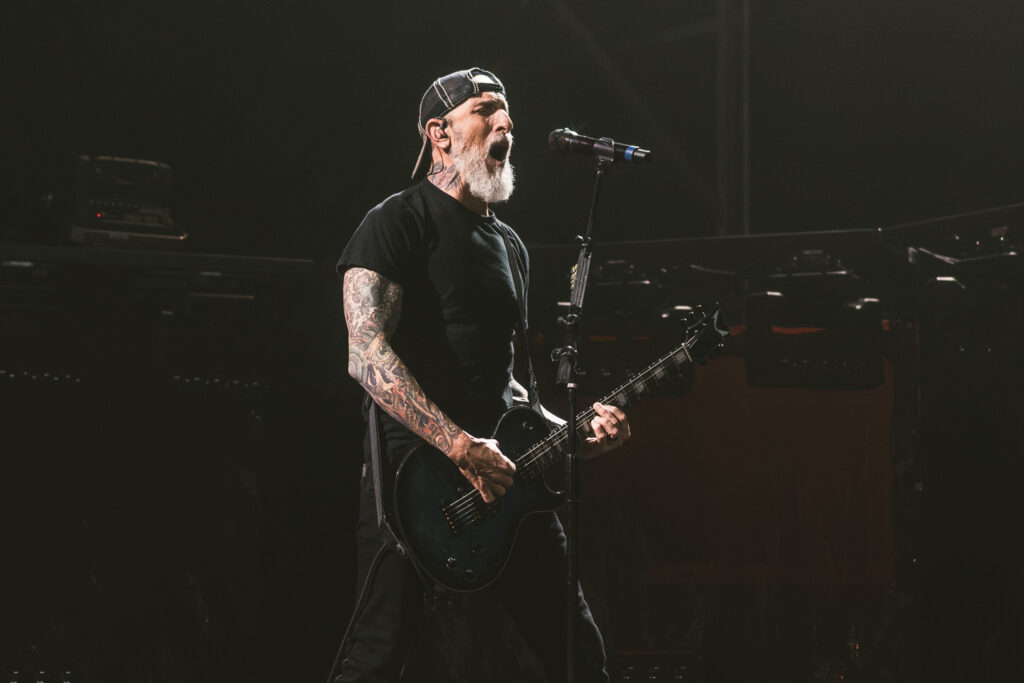 SEVENDUST_AMI NICOLE ACRONYM_4