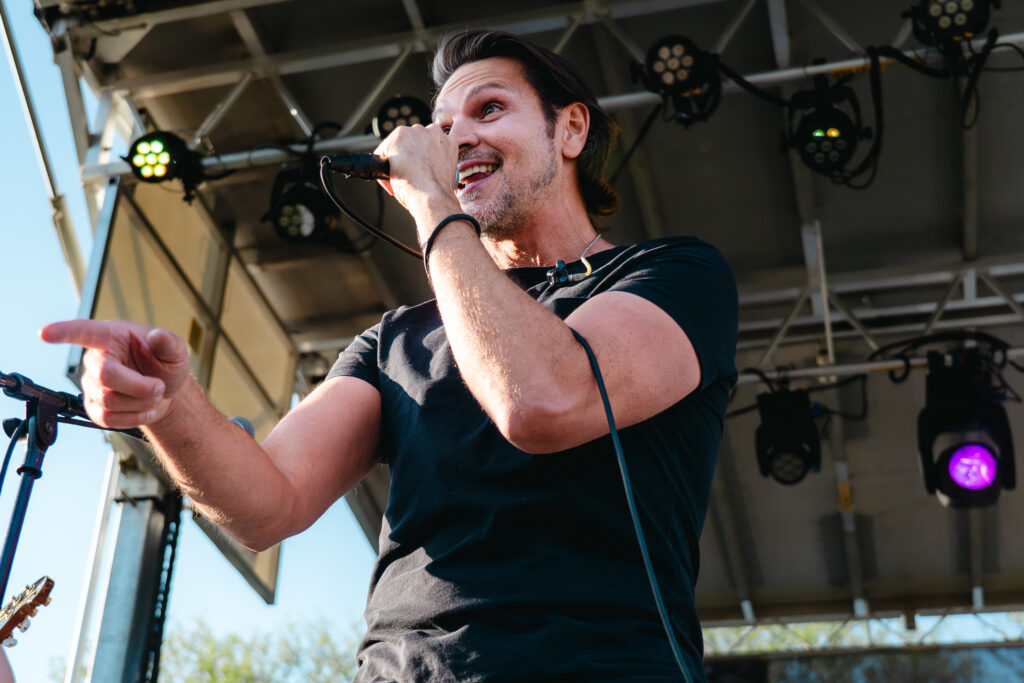 Adelitas_Way_Gavin_Koenig(1)