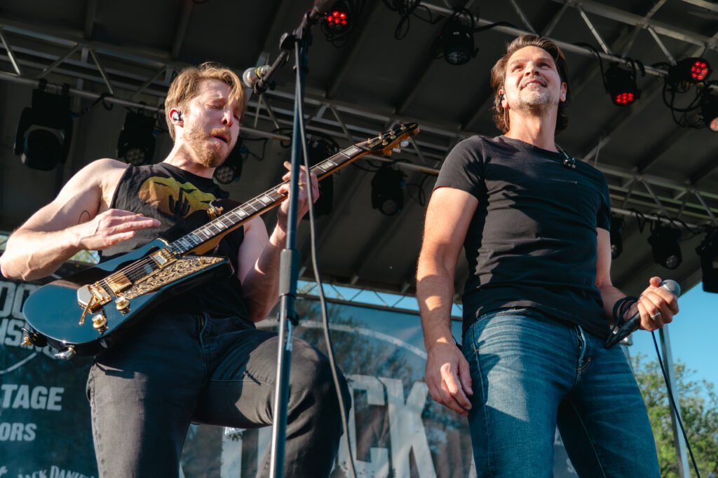 Adelitas_Way_Gavin_Koenig(3)