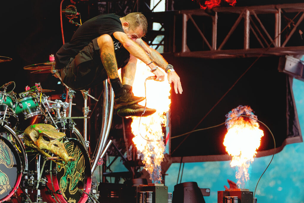 1_LAMB OF GOD_AMI NICOLE ACRONYM