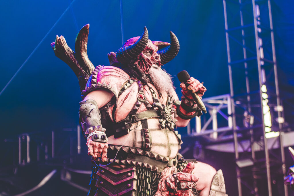 5_GWAR_AMI NICOLE ACRONYM