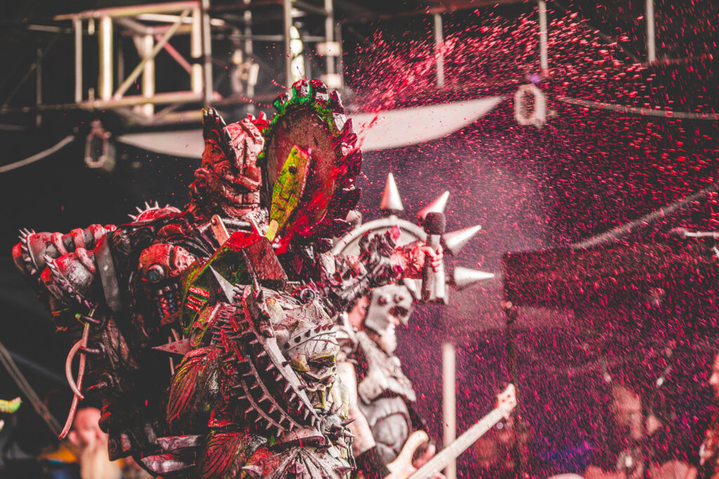 6_GWAR_AMI NICOLE ACRONYM