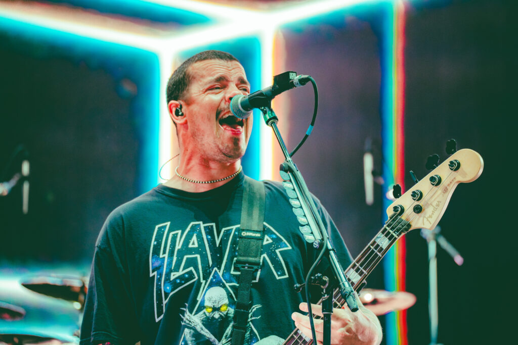 BEARTOOTH_AMI NICOLE ACRONYM_7