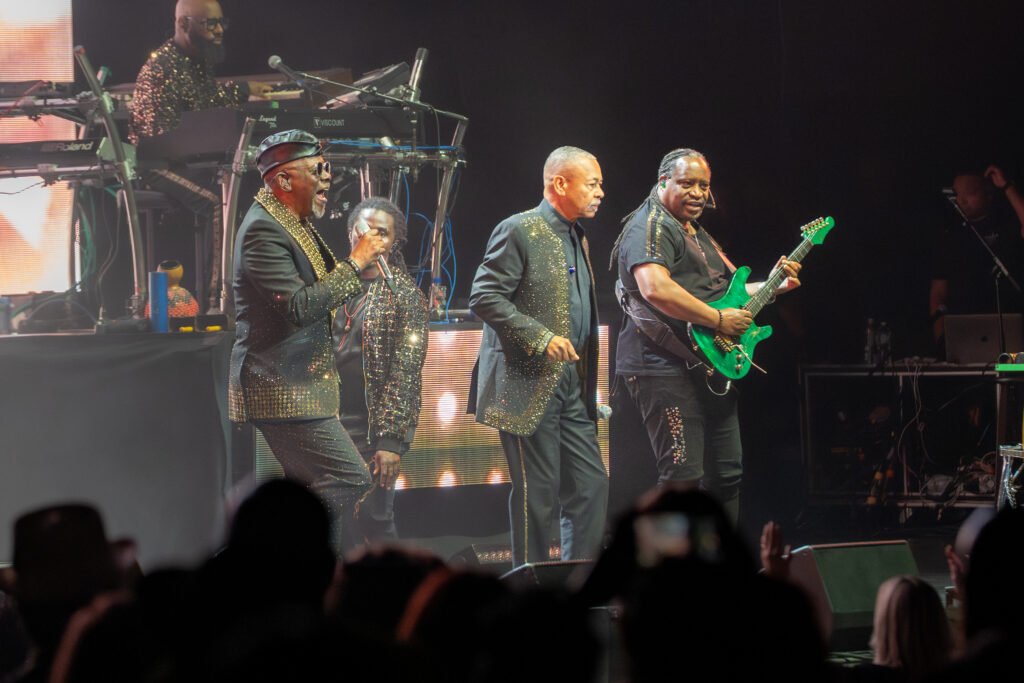 EARTH WIND AND FIRE_GAVIN KOENIG_3