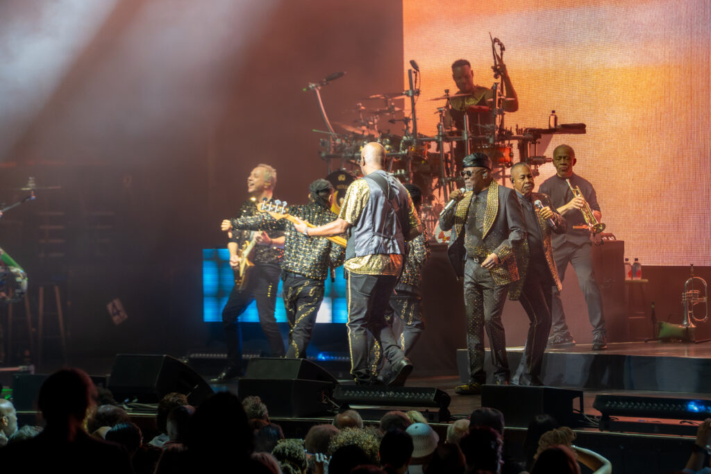 EARTH WIND AND FIRE_GAVIN KOENIG_6