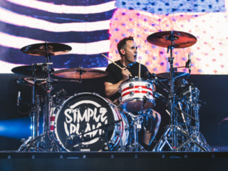 SIMPLE PLAN_AMI NICOLE ACRONYM_2