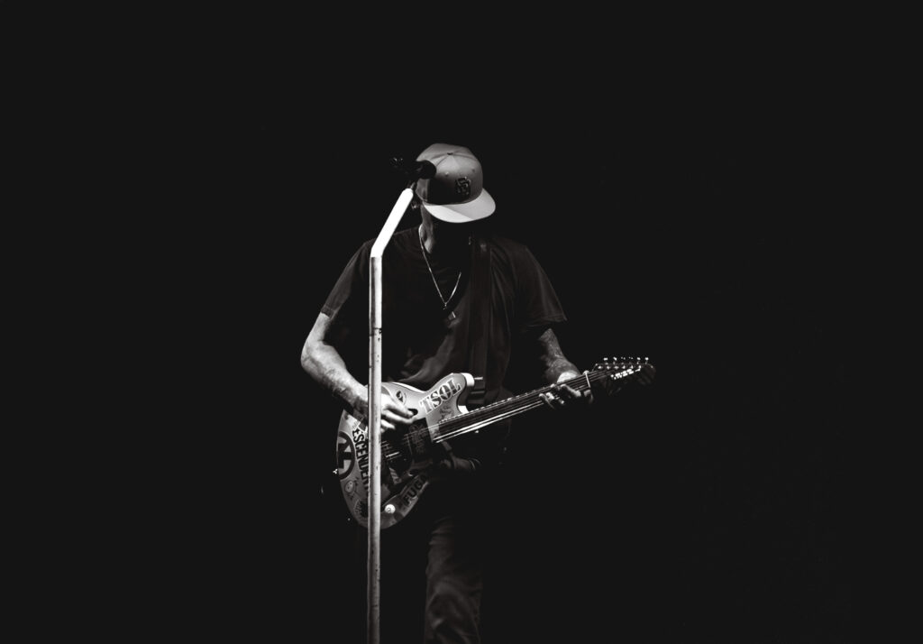 BLINK-182_AMI NICOLE ACRONYM @ACRONYMIS_11