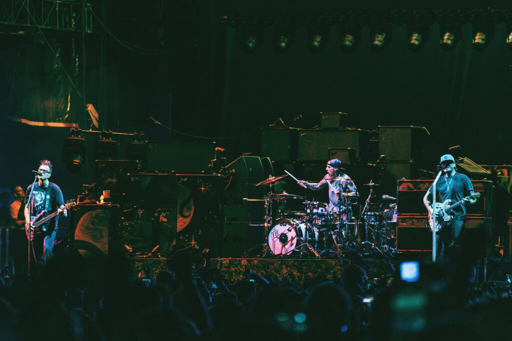BLINK-182_AMI NICOLE ACRONYM @ACRONYMIS_14