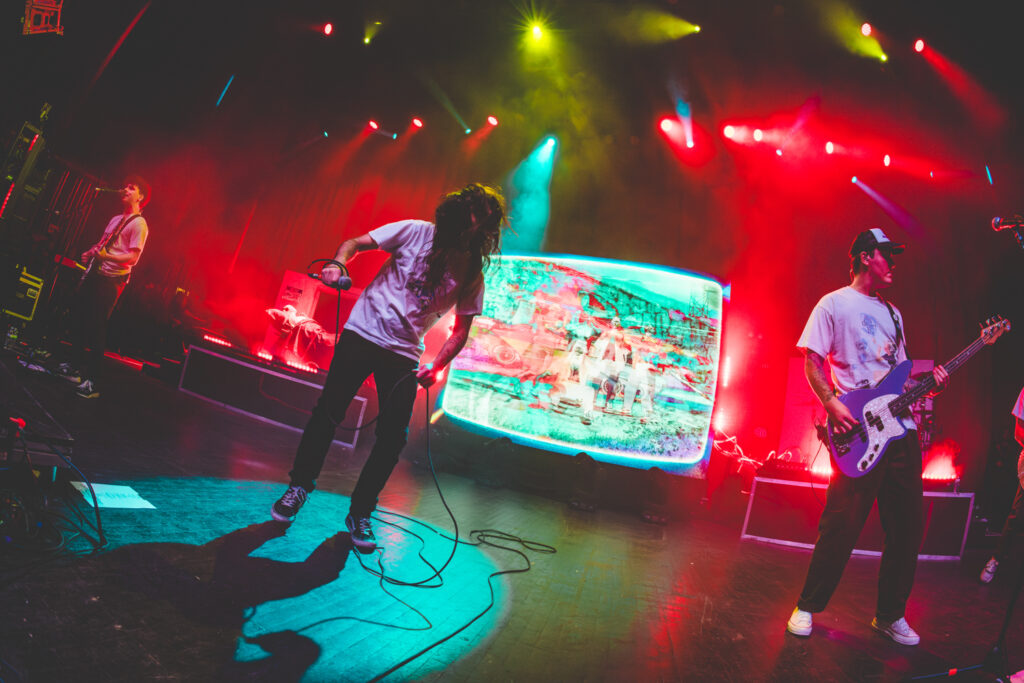 HOT MULLIGAN_AMI NICOLE ACRONYM @ACRONYMIS_1