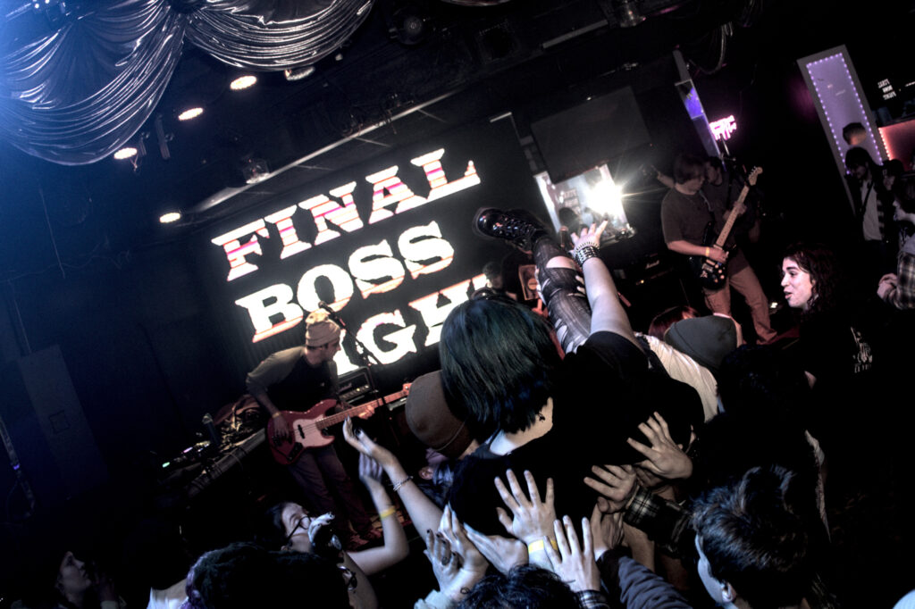 FINALBOSSFIGHT_DANTE VOZZA -14