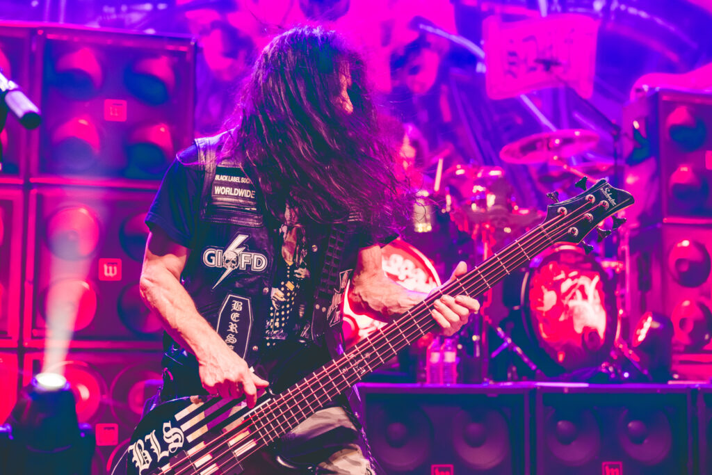 BLACK LABEL SOCIETY_AMI NICOLE ACRONYM @ACRONYMIS_1