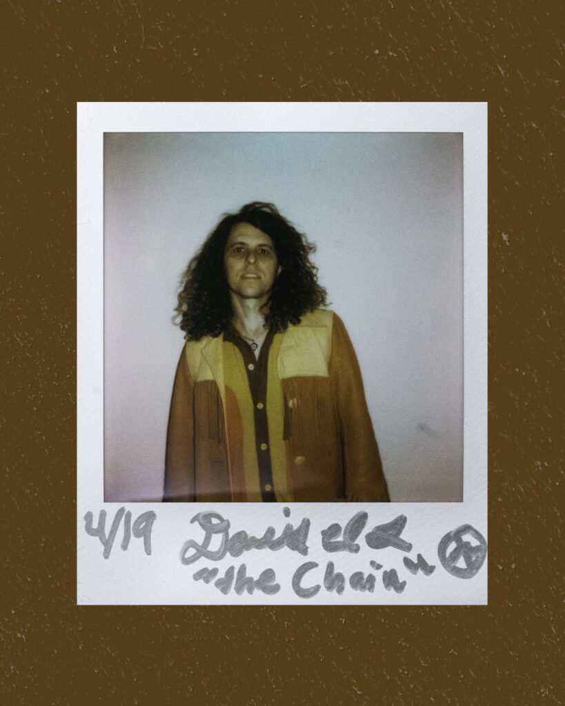 BELLE AND CHAIN_GAVIN KOENIG_5
