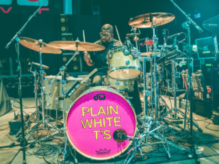 PLAIN WHITE T’S_AMI NICOLE ACRONYM_18