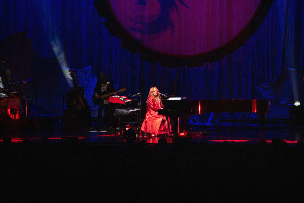 toriamos_erinroosen@lowlightdistrict-14